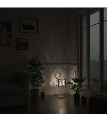 Minimalistische Tischlampe Arabisches Gitter - Arabische Geometrie - Weiße Farbe - Mukaeab Model
