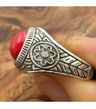 Unisex-Ring aus Edelstahllegierung – roter Stein – mittelalterlicher gotischer Stil – Modell Wahid Ashrin Ahmar