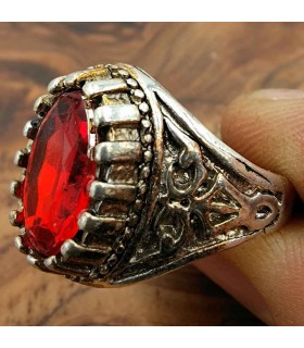 Anillo Unisex Aleación Inox - Piedra Roja - Estilo Medieval Gótico - Modelo Iznain Zalazin Ahmar