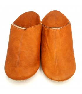 Babucha Zapatilla Andar por Casa Estilo Árabe - 100% Cuero - Color Marrón Claro - Artesanía Marroquí - Modelo Darun