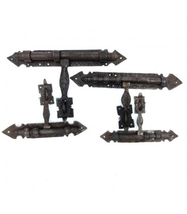 Verrou de porte ferronnerie rustique artisan forge marocain - style ancien vintage