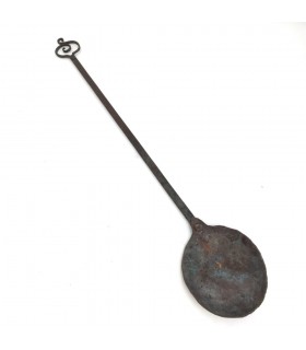 Cucharon Rustico de hierro Forjado a Mano Artesanía Marroquí Estilo Andalusí Modelo Maghrifa