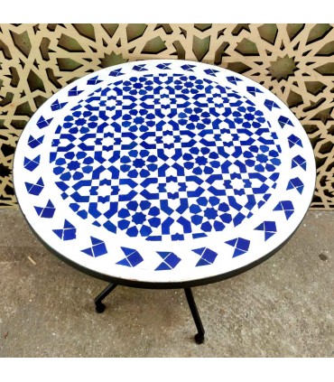 Tavolo andaluso in mosaico fatto a mano per giardino e terrazzo: un tocco di fascino arabo per il modello estivo Tarudan 2