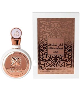 Lattafa Fakhar Women Eau de Parfum: un dolce abbraccio floreale per le donne