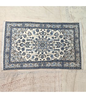 Alfombra Persa Nain Tabas - Diseño Golestan Floral - 204x125 cm