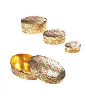 Three boxes in September and Alpaca Bronze - One was put insid