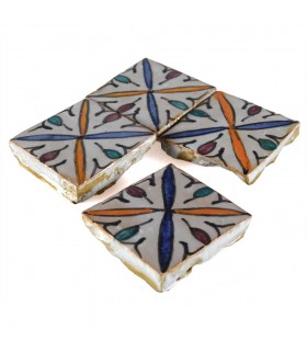 Al-Andalus - 10 cm - several designs - handcrafted tile - model 26