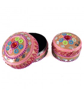 Box shiny round - inside velvet - assorted colors