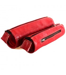 Game 2 leather cases - great quality - fine finishing - 2 measures - model there