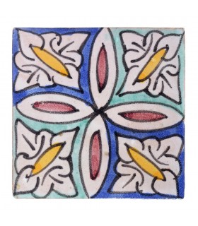 Al-Andalus - 10 cm - several designs - handcrafted tile - model 33